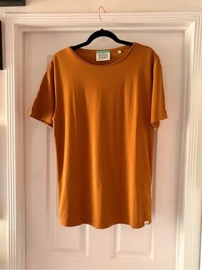 Scotch & Soda Men's Crewneck T‑Shirt — Camel Yellow